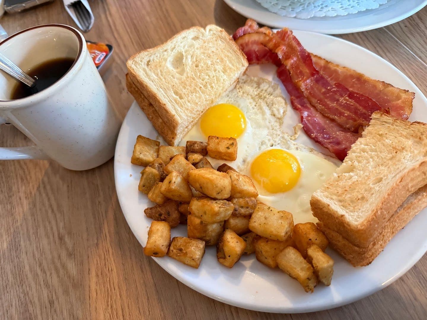 Bill Peyto's Cafe photo 3